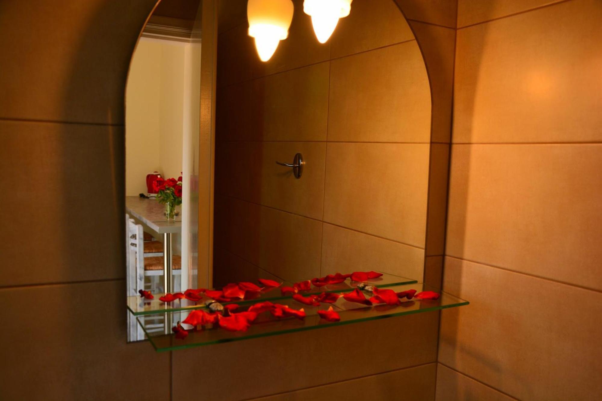 チィリヴィRed Rose Gardenアパートメント エクステリア 写真